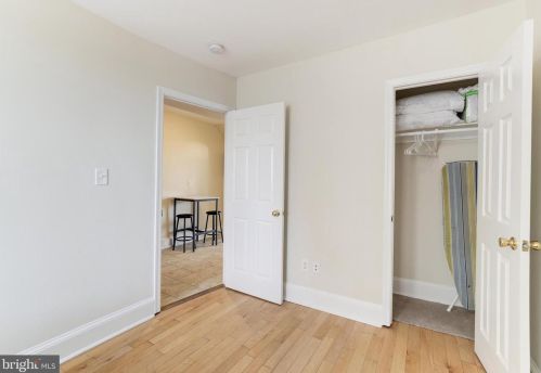 916 19 St, Washington DC 20002-4085 exterior