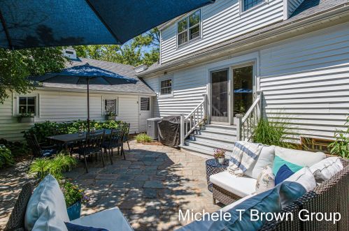 2530 Hall St, Grand Rapids MI 49506-3503 exterior