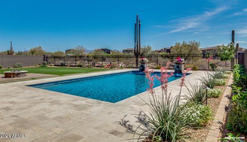 22925 46 St, Phoenix AZ 85050 exterior