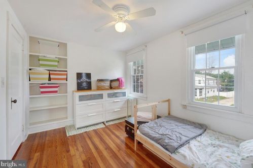 238 Roland Rd, Chester PA 19015-3328 exterior