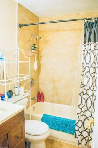 2101 52 Ln, Naples FL 34116-6831 exterior