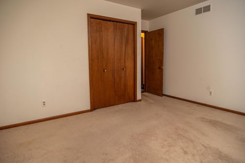 5935 Leisure South Dr, Grand Rapids MI 49548-6857 exterior