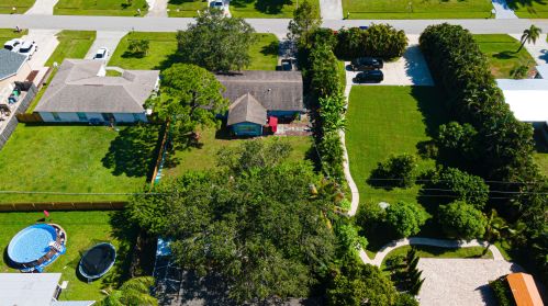 1248 Ladner St, Fort Pierce FL  34983-2571 exterior