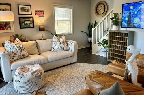 8470 Lk Dr, Lithonia GA 30039-6568 exterior