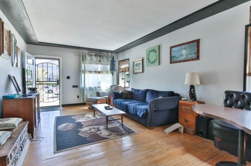 3416 31 St, San Diego CA 92102-3214 exterior