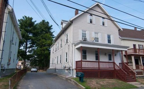 34 Grant St, Taunton, MA 02780-3134