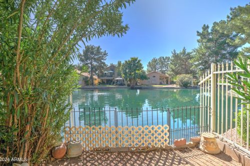 1502 Villas Ct, Chandler, AZ 85286-6800