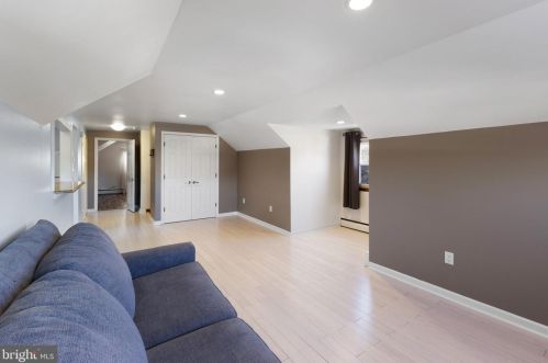 12 Allegheny Ave, Trenton NJ exterior