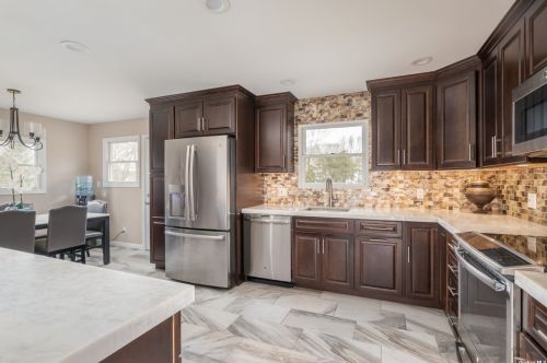 15 Grossman St, Huntington Station NY 11747-2905 exterior