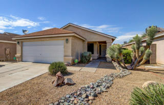 168 Mohawk Dr, Phoenix, AZ 85027-5972