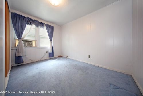 65 Little Silver Pkwy, Little Silver NJ 07739-1118 exterior