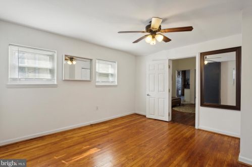 2115 Cumberland St, Philadelphia PA 19125-1718 exterior