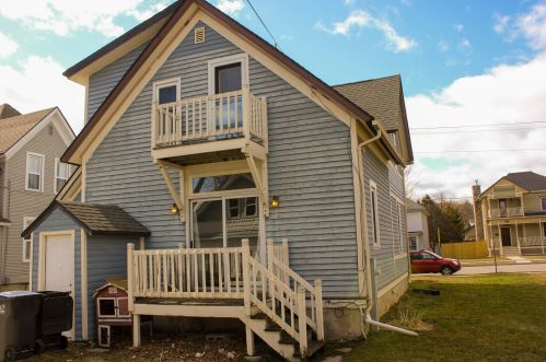 229 Caroline St, Plymouth WI 53073-1203 exterior