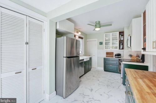 238 Roland Rd, Chester PA 19015-3328 exterior