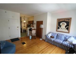 933 10th St, Philadelphia PA  19147-3737 exterior