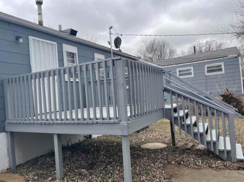 8215 Davenport Dr, Saint Louis MO 63134-1821 exterior