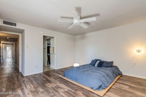 556 Dodge Blvd, Tucson AZ  85716-5162 exterior