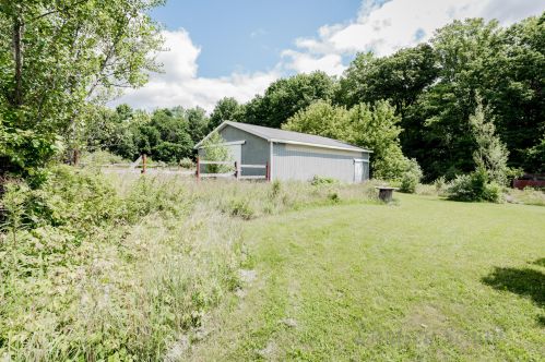 2979 Wiersma, Cedar Springs MI 49319-8660 exterior