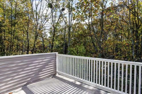 563 Constitution Dr, Jackson Twp NJ 08527-4331 exterior