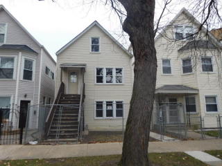 3121 Monticello Ave, Chicago IL  60618-6613 exterior