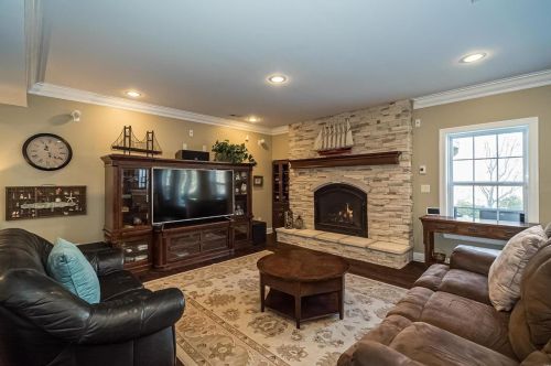 1039 Barberry Ln, Saint Louis MO 63122-5113 exterior