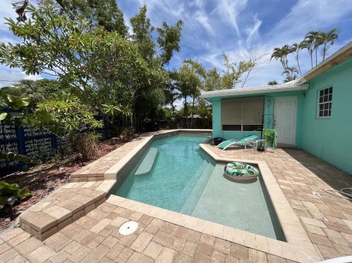 425 20th St, Boca Raton FL  33431-8138 exterior