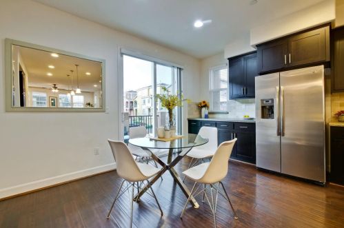 1924 Lee Way, Milpitas CA 95035-9014 exterior