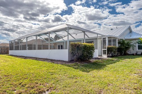 489 College Park Rd, Fort Pierce FL  34953-6224 exterior