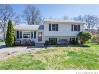 96 Heather Hts, Meriden, CT 06450-3585
