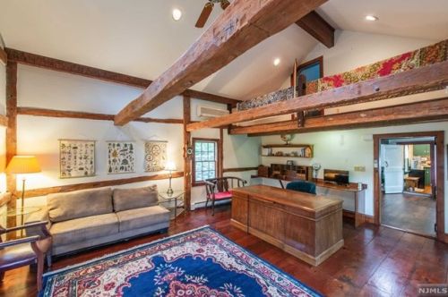 1687 County Rd 565, Wantage NJ 07461-4809 exterior