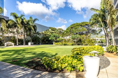 1009 Kapiolani Blvd, Honolulu HI  96814-2103 exterior