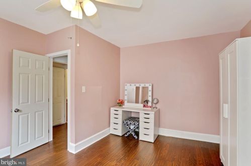 13 Greenwood Ave, Camden NJ 08107-1245 exterior