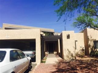 4661 Camino Puerto Lobo, Tucson AZ  85718-3521 exterior
