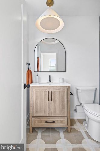 1613 2nd St, Philadelphia PA 19122 exterior