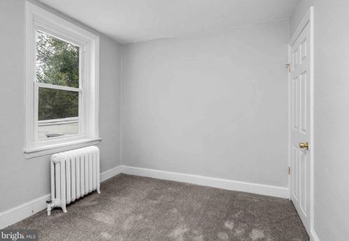 907 Mulberry St, Chester PA 19015-3045 exterior