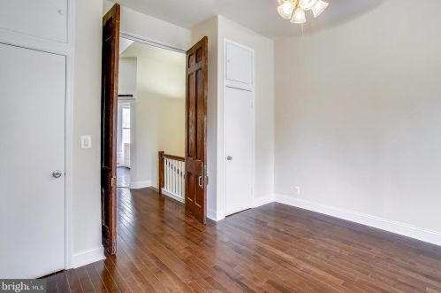 309 K St, Washington DC  20003-3452 exterior