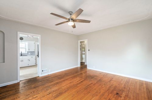 1247 Whiting St, Wyoming MI exterior