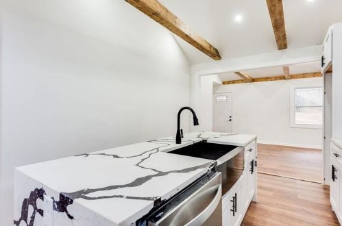 1896 Bonniview St, Atlanta GA 30310-4924 exterior