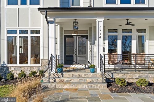 6714 Van Fleet Dr, Mc Lean VA  22101-5140 exterior