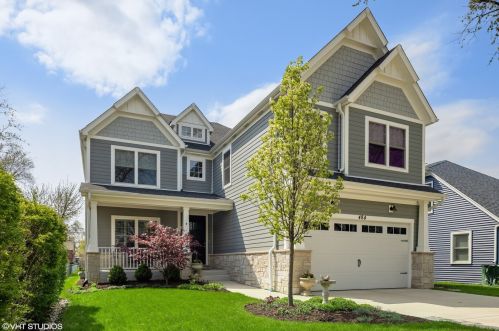 484 Emroy Ave, Elmhurst, IL 60126-2019