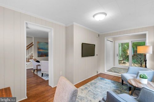 510 Deerfield Ave, Silver Spring MD 20910-5507 exterior