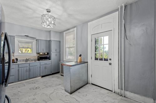 3115 Shadeland Ave, Pittsburgh PA 15212-2620 exterior