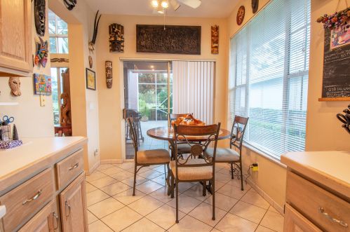 425 Fairway Lndg, Fort Pierce FL 34986-2166 exterior