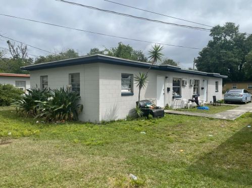 732 Anderson St, Orlando FL 32803-6504 exterior