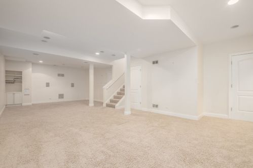 187 Mayo Ct, Elmhurst IL  60126-5158 exterior