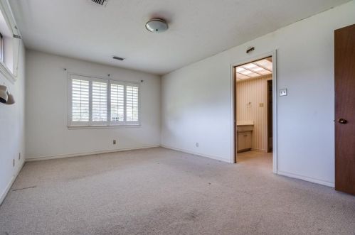 3223 Duchess Trl, Dallas TX 75229-5012 exterior