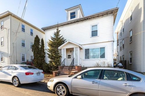 8 Arthur St, Salem MA 01970-2801 exterior