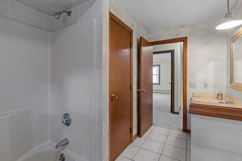 113 Forestwood Dr, Providence RI 02904-3839 exterior