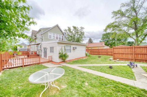 1000 8 Ave, Broadview IL 60153-1903 exterior