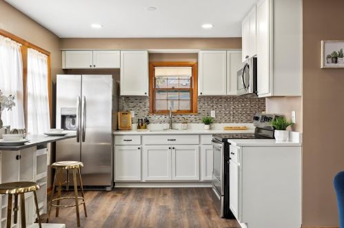 3057 35, Milwaukee WI 53215-4126 exterior